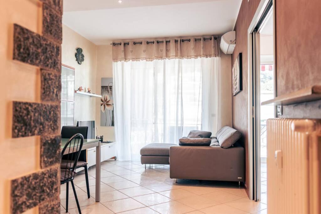 Casa Luca Flexyrent - Parking - A C - Wifi Apartment ราปาลโล ภายนอก รูปภาพ